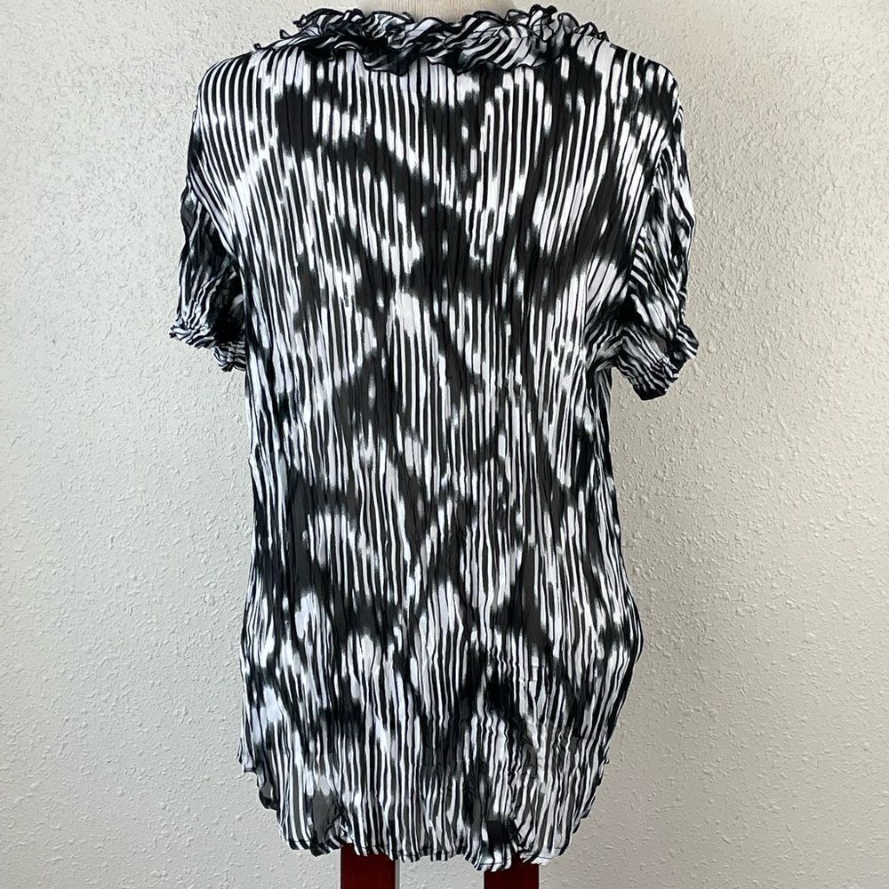 EUC Style & Co. Womens Black and White Button Down Blouse Size 12. - Picture 4 of 5